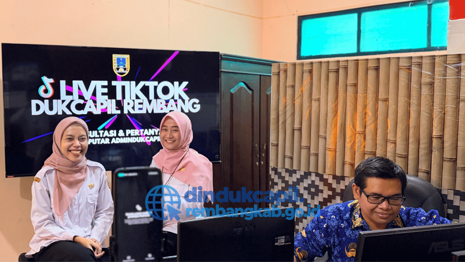 gambar berita