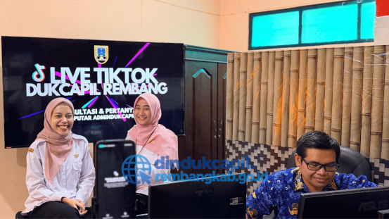 Disambut Hangat Warganet, Siaran Perdana TikTok Dindukcapil Rembang Banjir Pertanyaan Seputar Adminduk